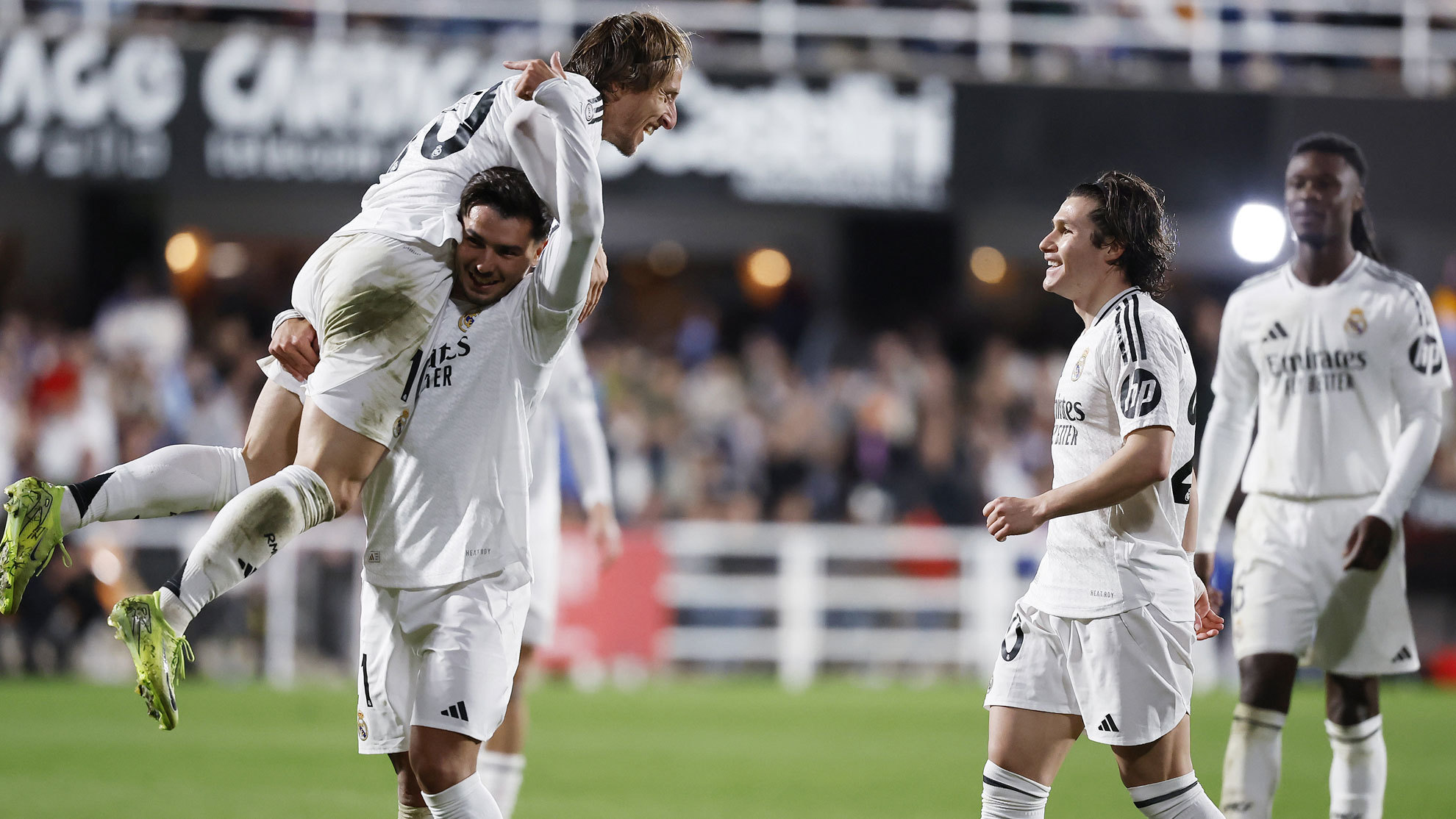 运动员之间 运动员之间